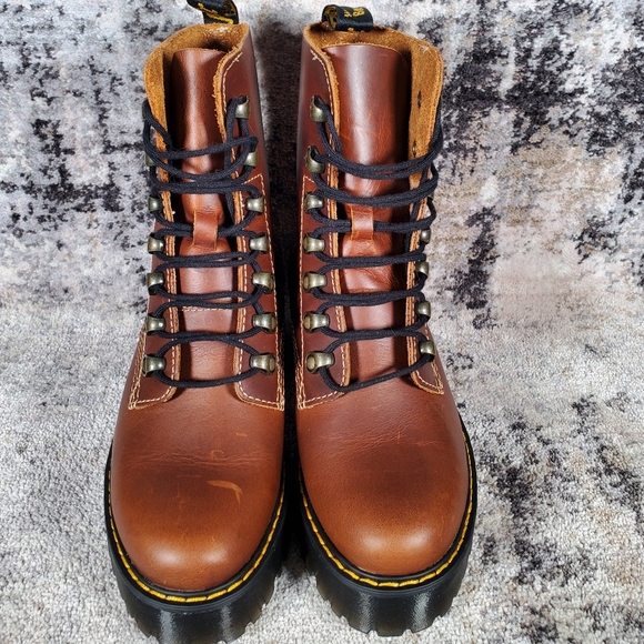 Dr. Martens Women's Leona Tan Farrier Leather Heeled Boots Size 6 - Picture 3 of 12